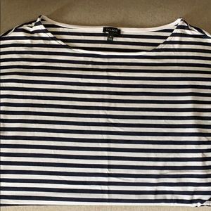 Talbots tee top size M.